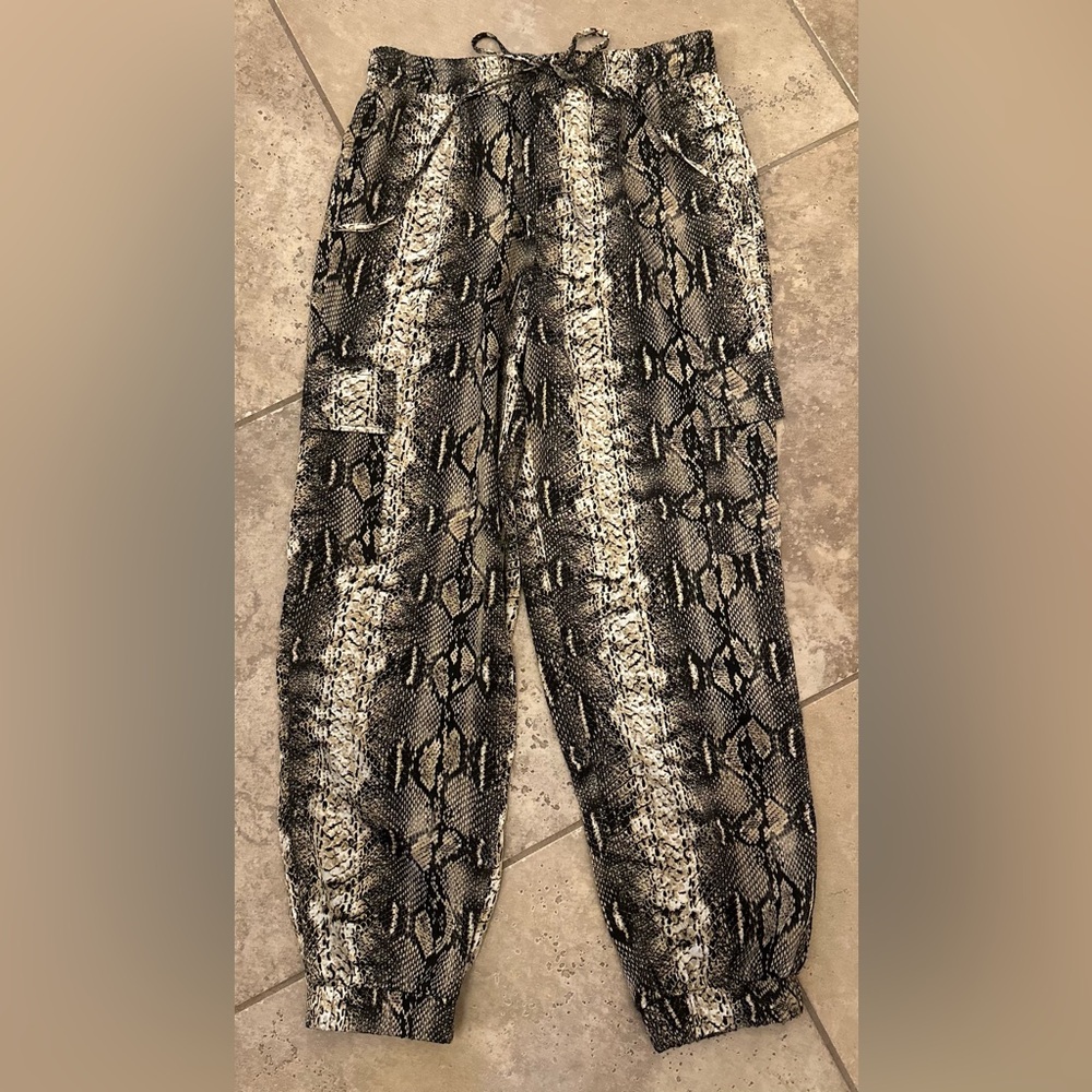 Brand New w/Tag  Women’s Snake Print Joggers with Elastic Waist and Cuffs.